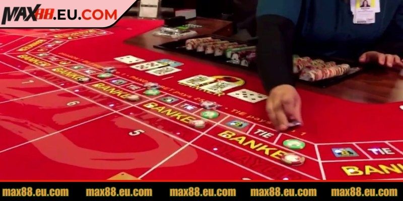 Quy tắc rút lá bài thứ ba trong baccarat